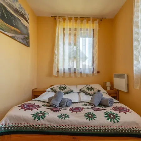 WHY NOT Apartamenty rodzinne PANORAMA BUDGET * Kościelisko